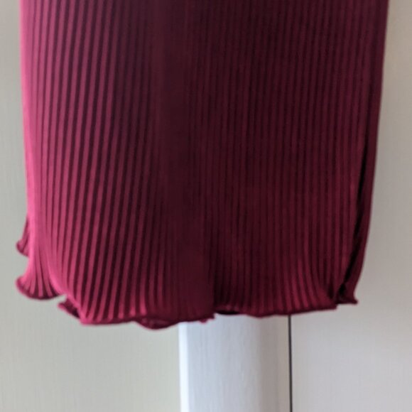 ⭐Red Raspberry Ribbed Straight Leg Pants - Picture 7 of 7